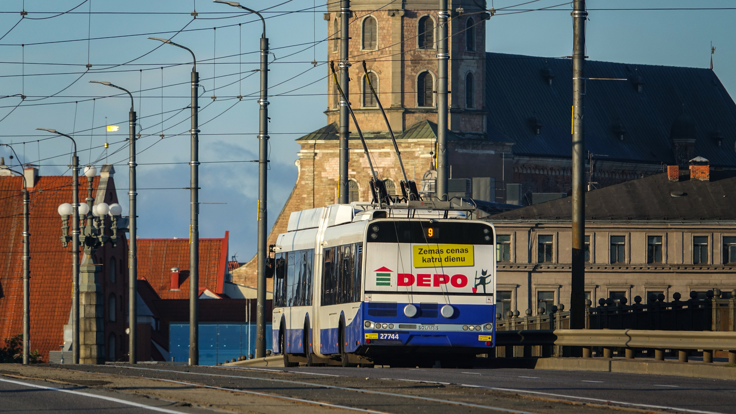 Рига, Škoda 27Tr Solaris III № 27744