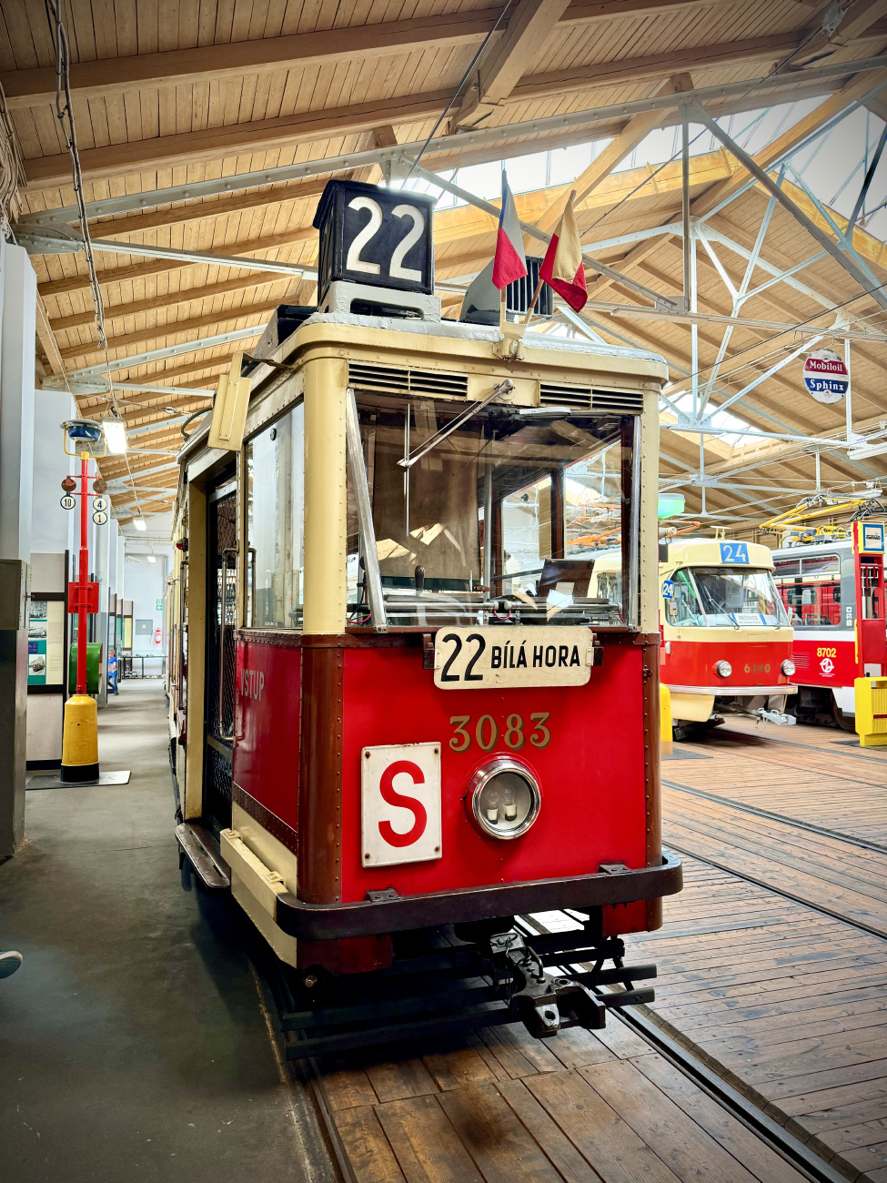 Прага, Ringhoffer/Tatra JSM № 3083; Прага — Музей городского транспорта в депо Střešovice