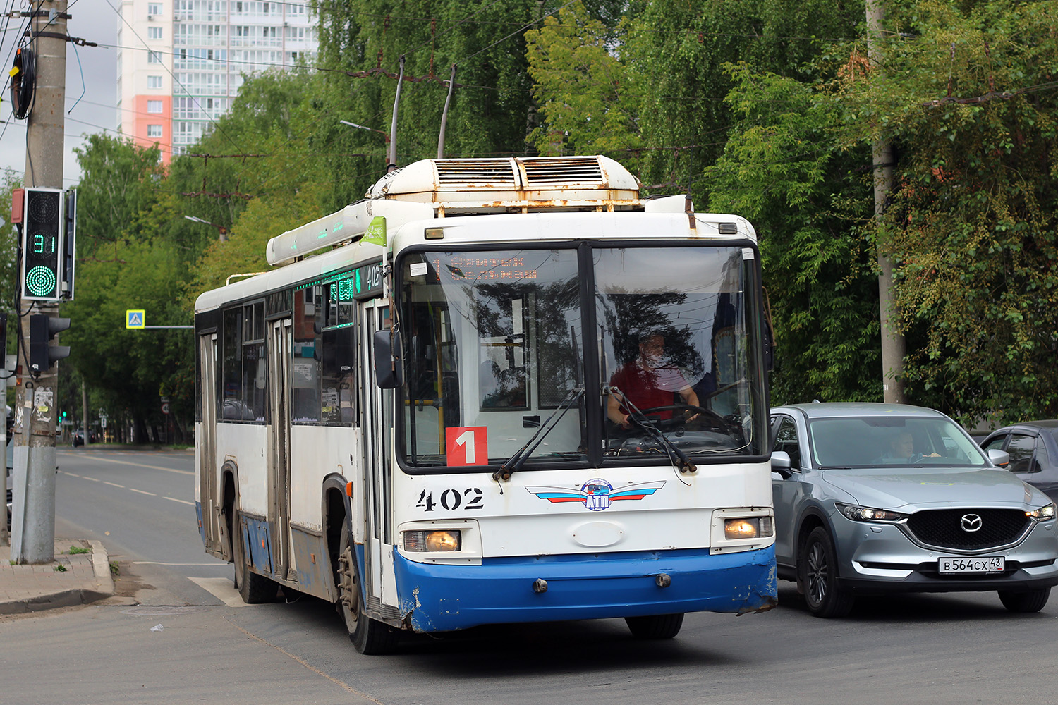 Киров, БТЗ-52767Р № 402