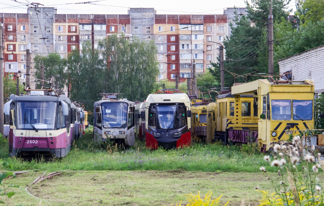 Нижний Новгород, 71-153.3 (ЛМ-2008) № 2502; Нижний Новгород, 71-619А № 3209; Нижний Новгород, БКМ Т811 «МиНиН» № 2810; Нижний Новгород — Трамваи без номеров Нижний Новгород, 71-153.3 (ЛМ-2008) № 2502; Нижний Новгород, 71-619А № 3209; Нижний Новгород, БКМ Т811 «МиНиН» № 2810; Нижний Новгород — Трамваи без номеров