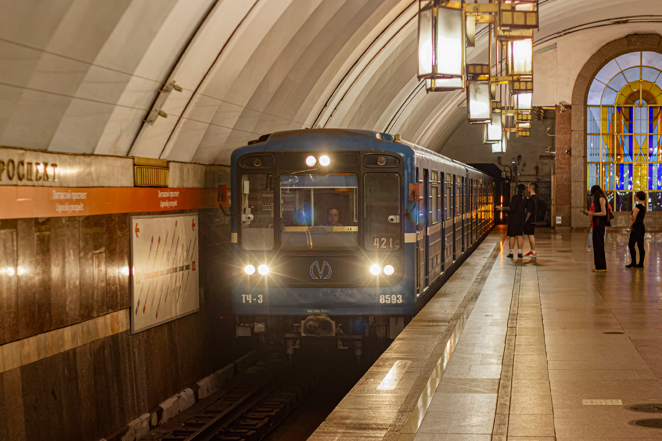 Санкт-Петербург, 81-717 (ЛВЗ) № 8593