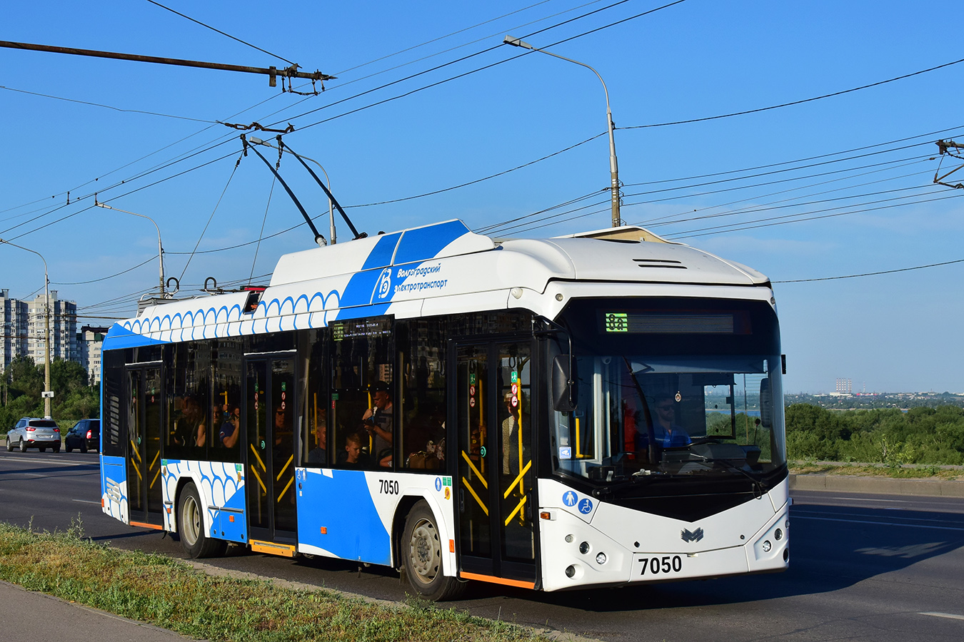 Волгоград, БКМ 32100D № 7050