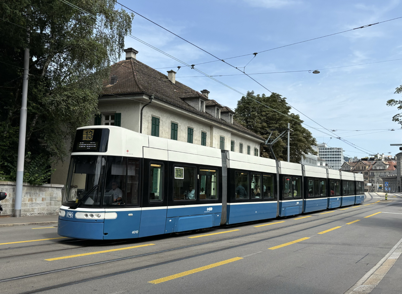 Zürich, Bombardier Flexity Zürich č. 4012
