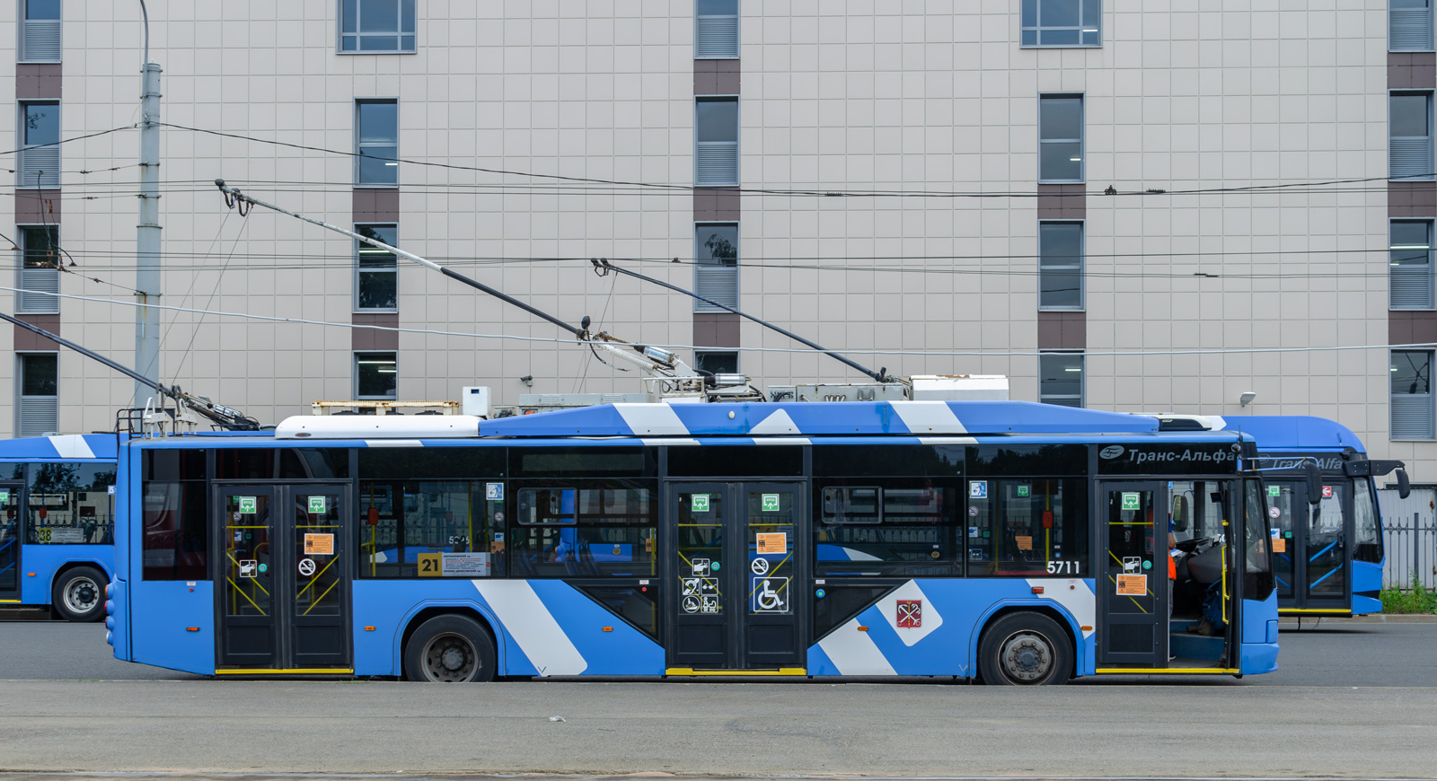 Санкт-Петербург, ВМЗ-5298.01 «Авангард» № 5711