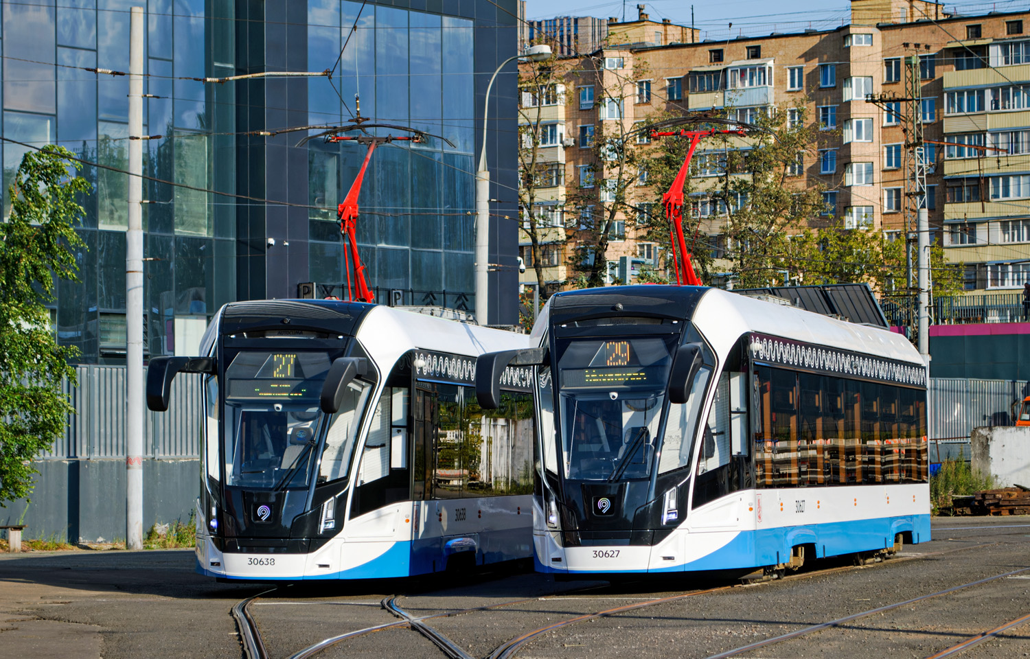 Москва, 71-911ЕМ «Львёнок» № 30627