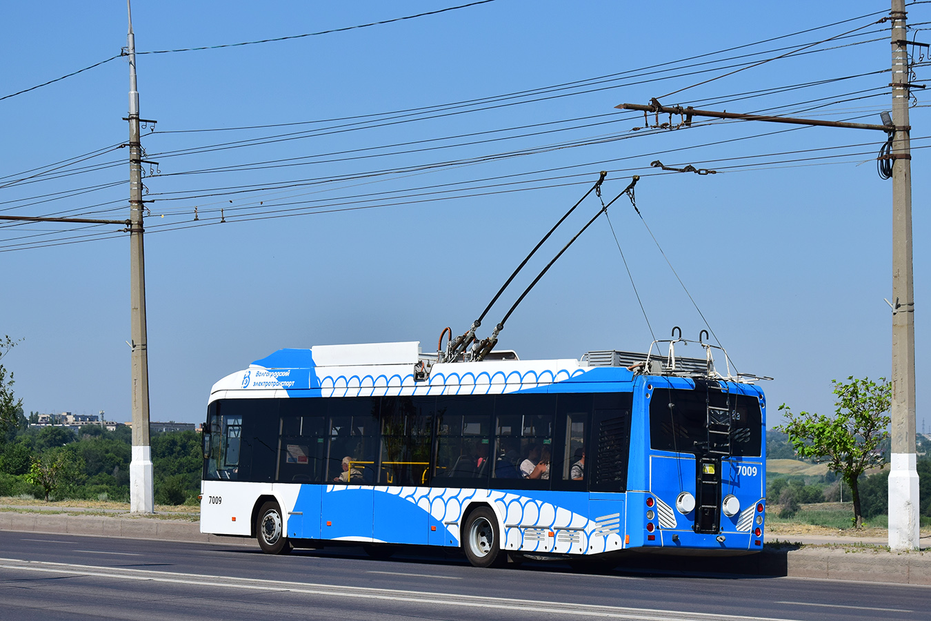 Волгоград, БКМ 32100D № 7009