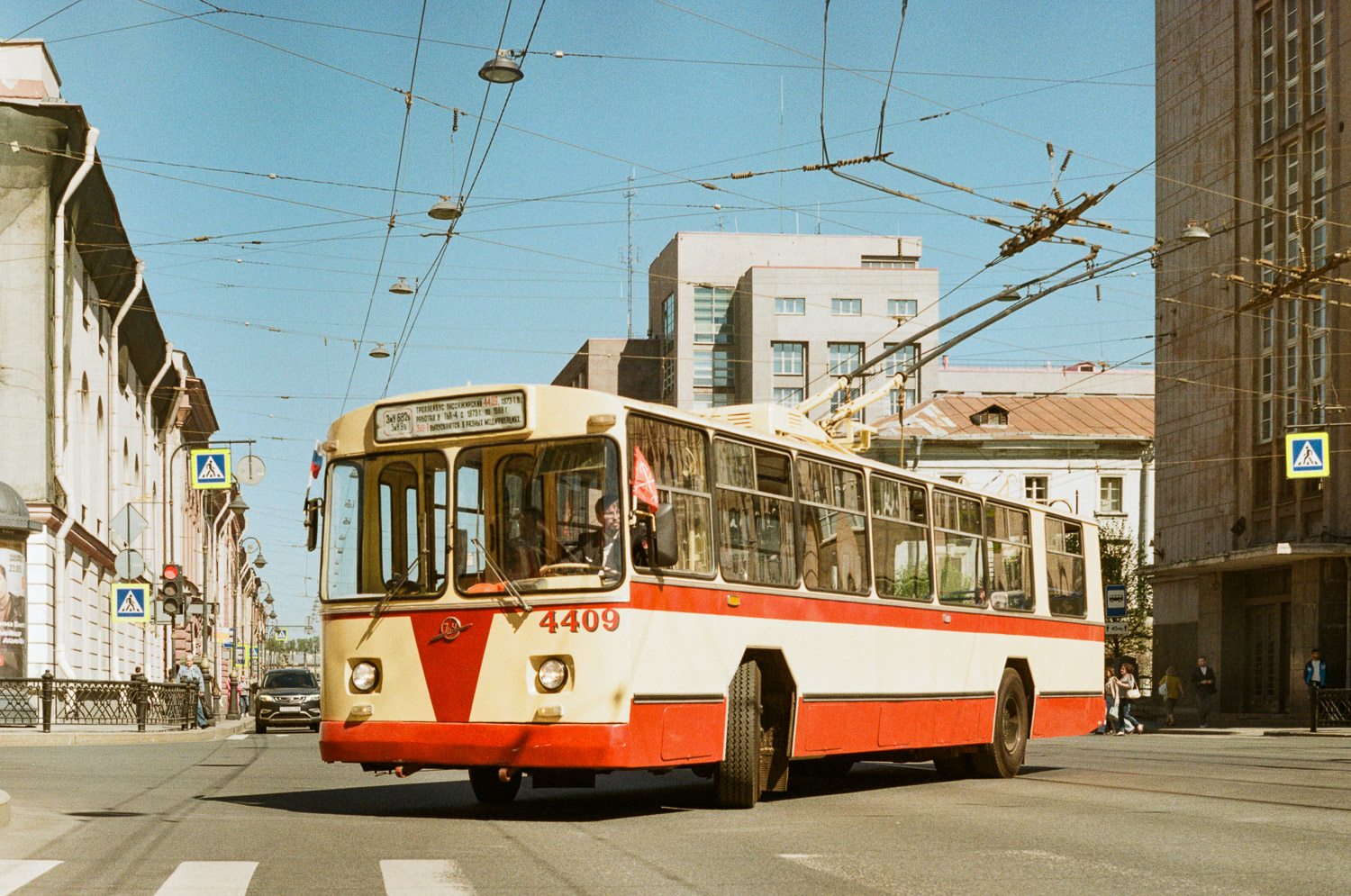 Санкт-Петербург, ЗиУ-682Б № 4409; Санкт-Петербург — Фестиваль «SPbTransportFest — 2024»; Экспериментальная фототехника