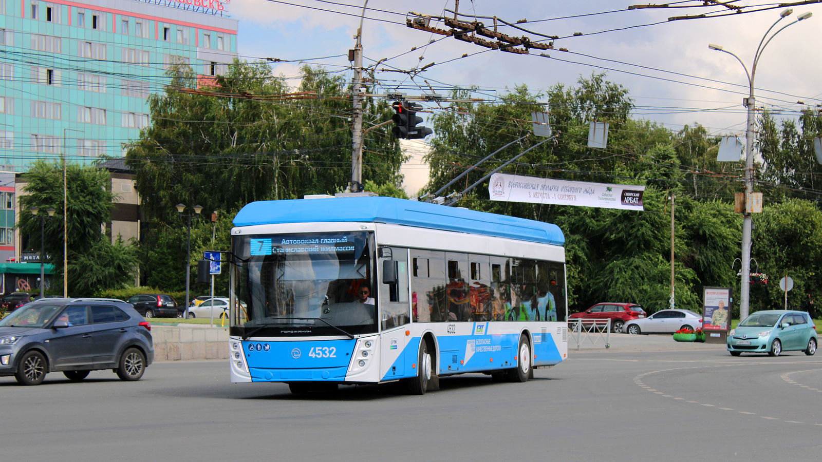 Новосибирск, УТТЗ-6241.01 «Горожанин» № 4532