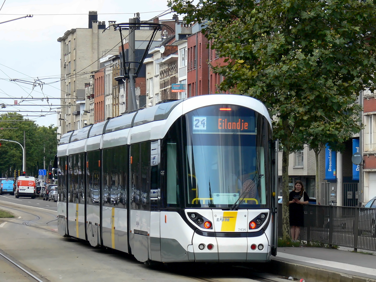 Антверпен, CAF Urbos 100 № 7434