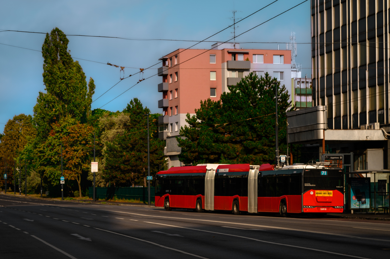 Pozsony, Škoda-Solaris 24m (Škoda 38Tr) — 6910