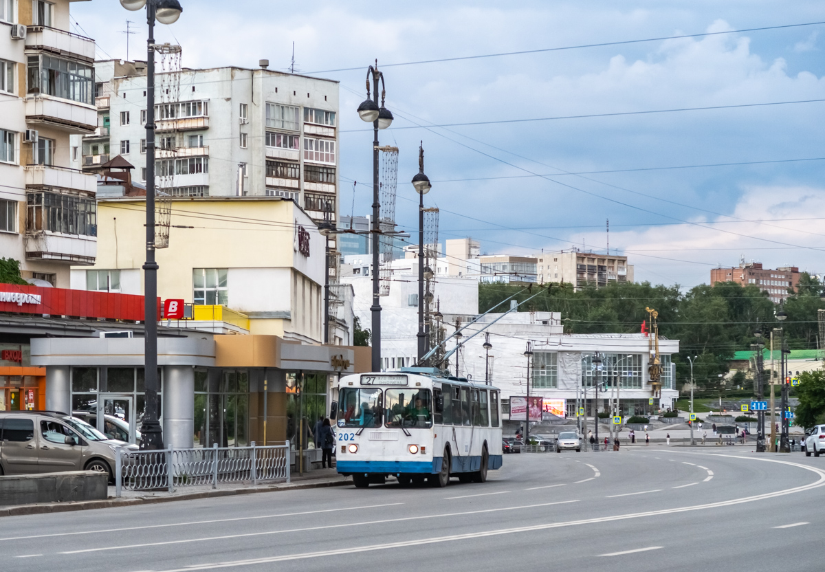 Yekaterinburg, ZiU-682G-012 [G0A] č. 202