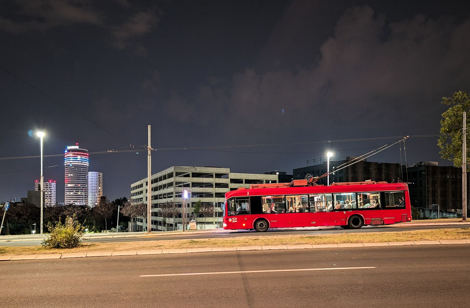 Белград, БКМ 32100C № 2044