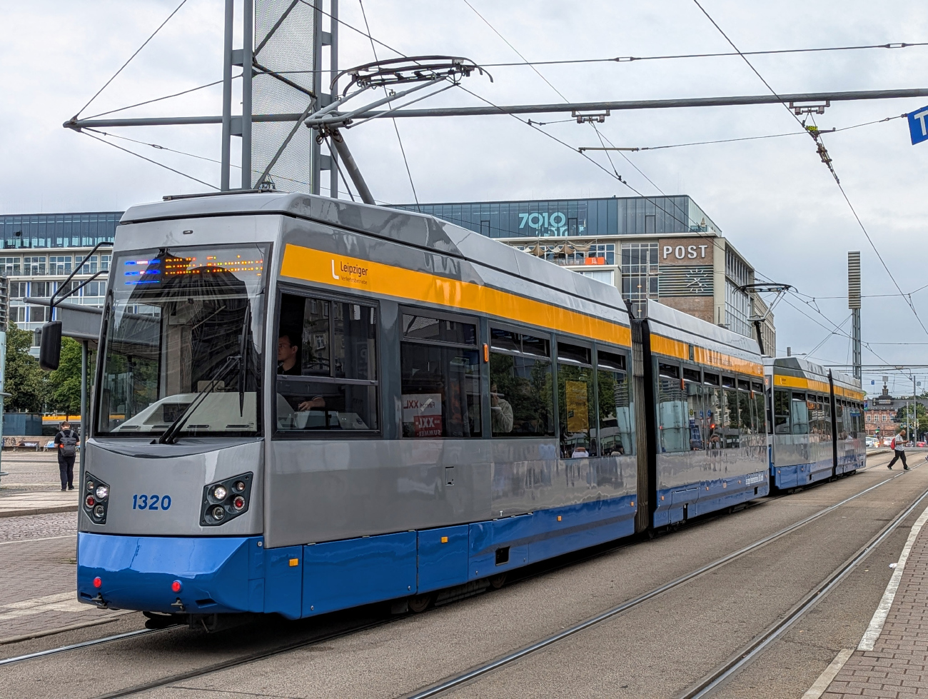 Лейпциг, Leoliner Fahrzeug-Bau Leipzig NGTW6L № 1320