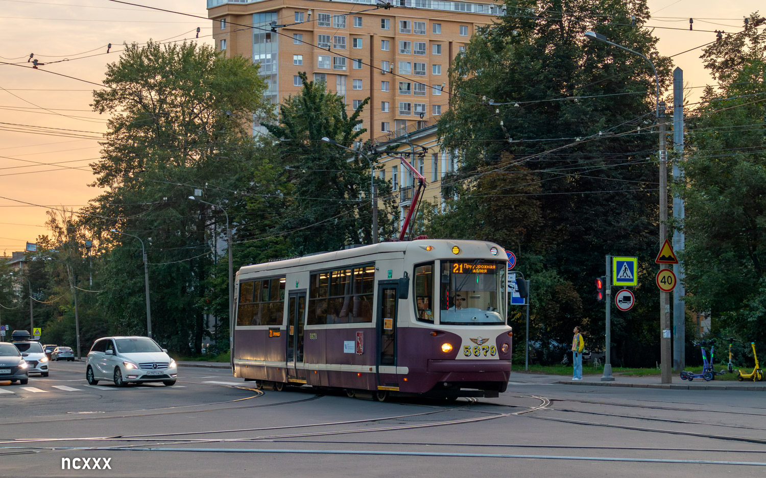 Petrohrad, LM-68M2 (mod. SPb GET) č. 5679