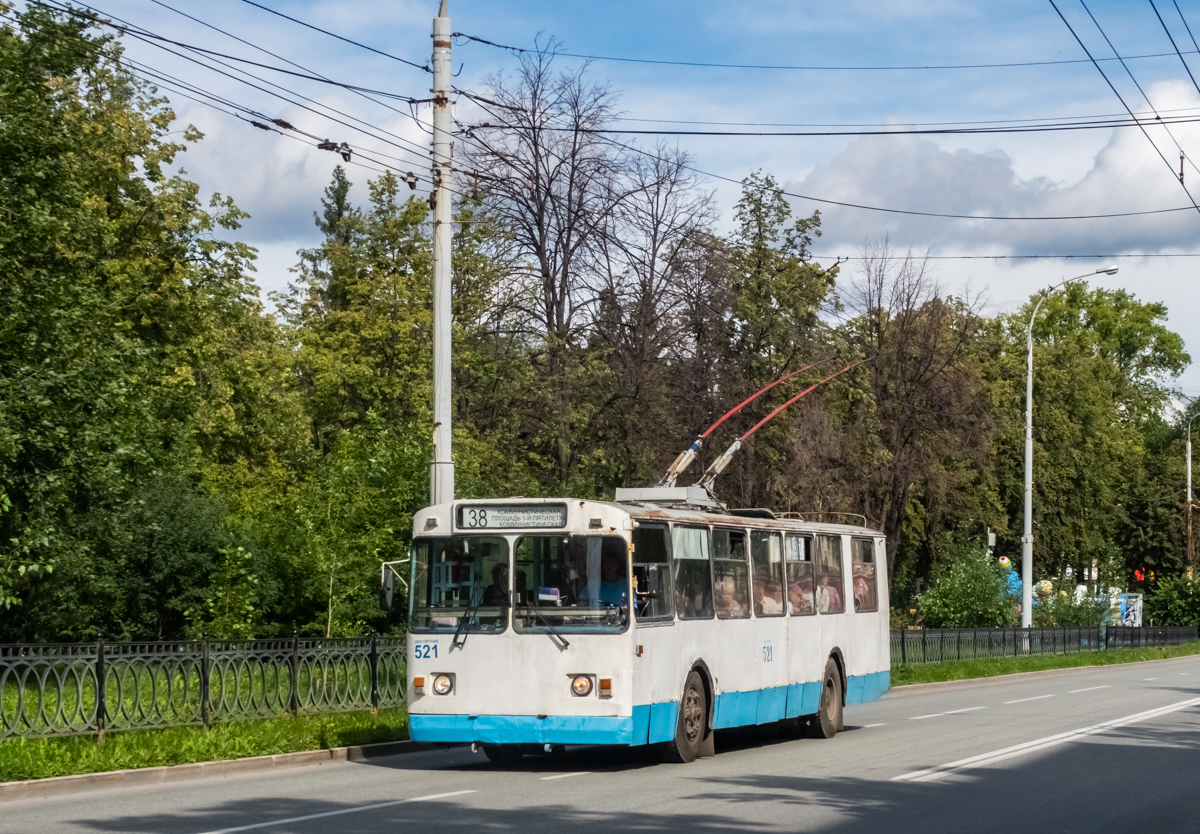 Екатеринбург, ЗиУ-682Г [Г00] № 521