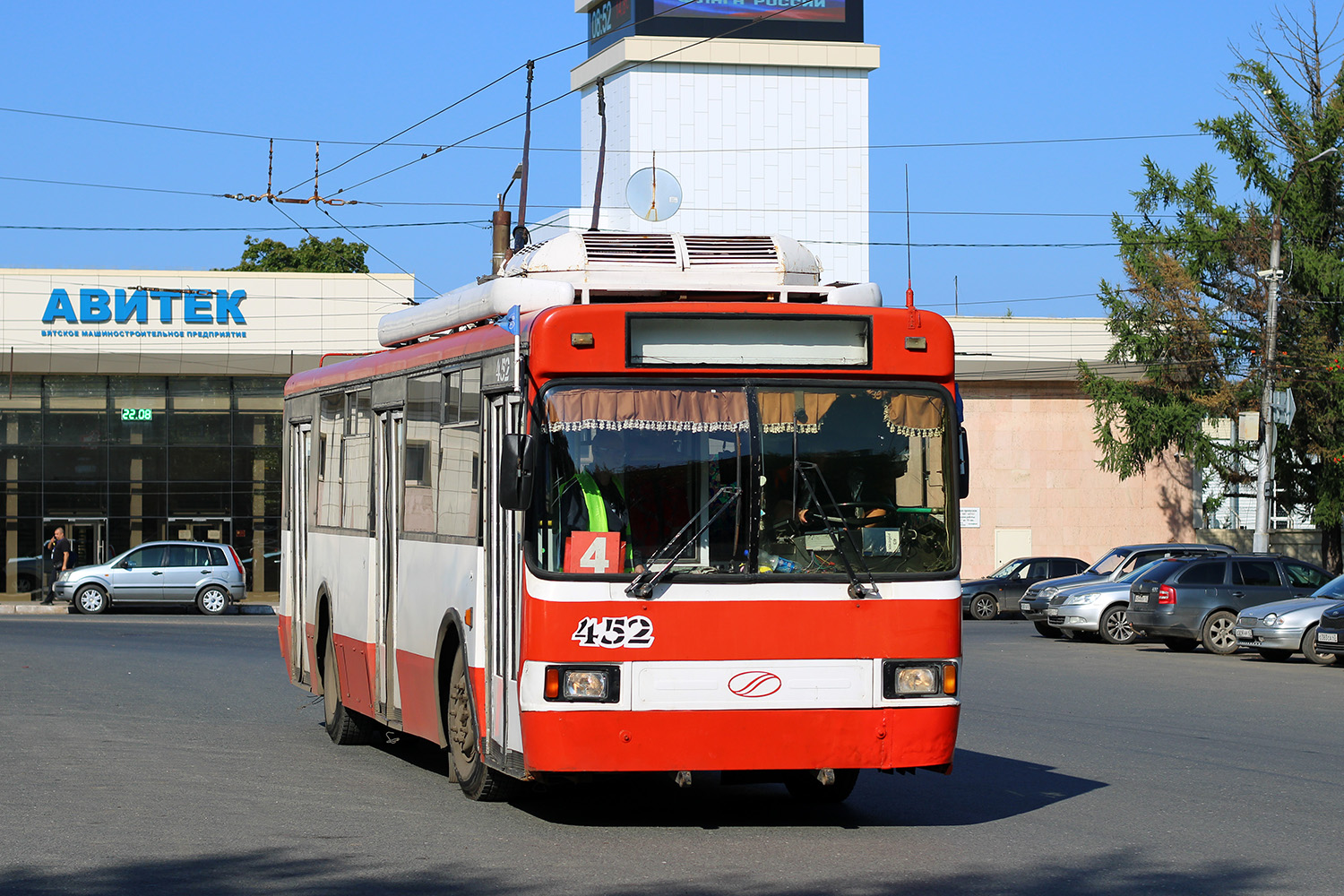 Киров, БТЗ-52764Р № 452