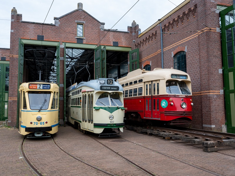 Гаага, BN PCC серия 7000 № 7065; Гаага, BN PCC № 1022; Гаага, BN PCC № 10409; Гаага — 75 лет вагонам P.C.C. (лат.)