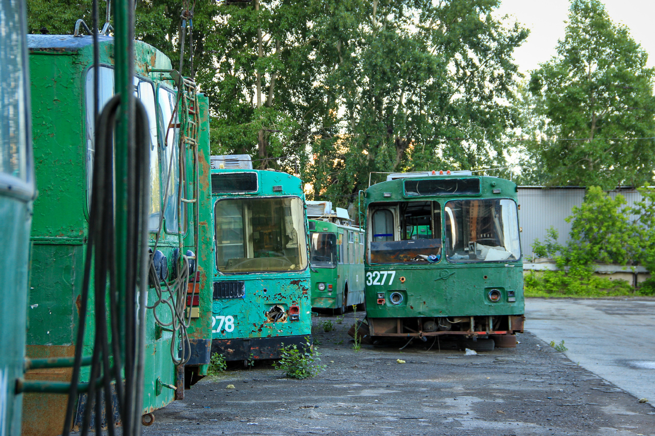 Новосибирск, ЗиУ-620520 № 3277; Новосибирск — Разные фотографии