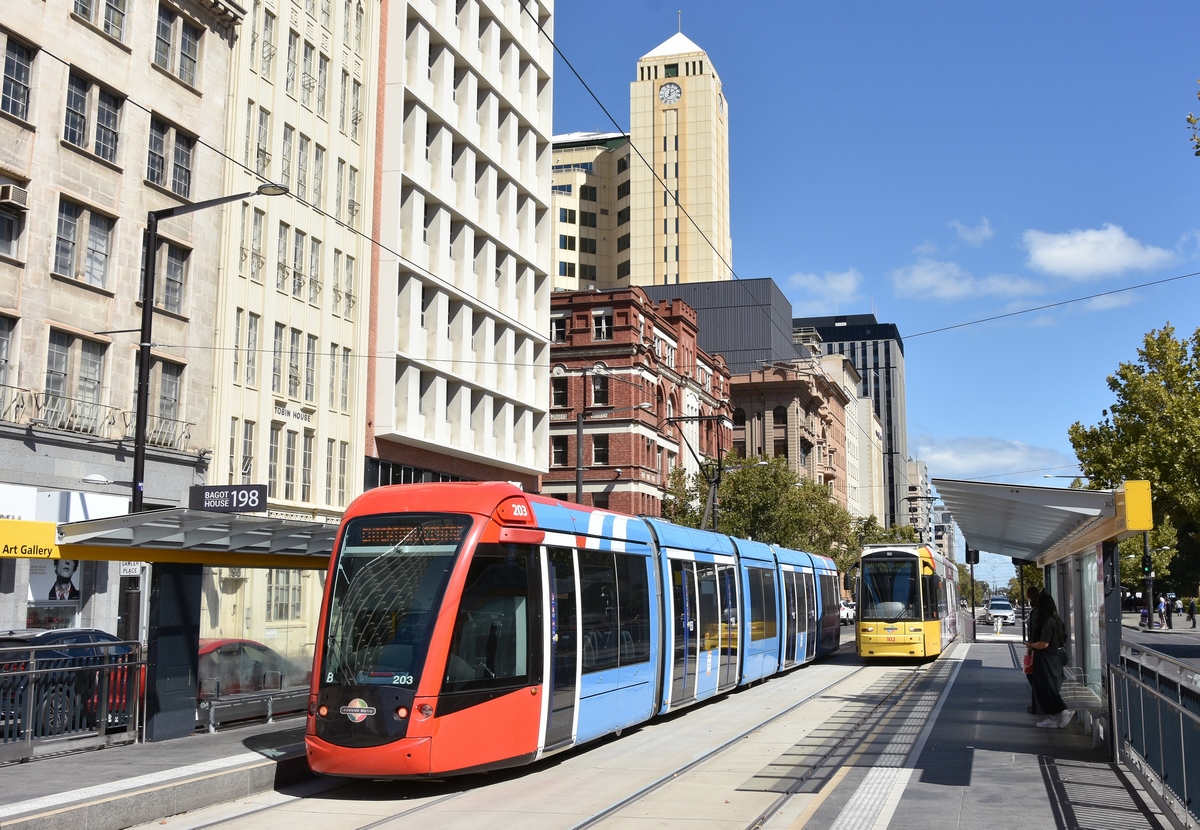Аделаида, Alstom Citadis 302 № 203