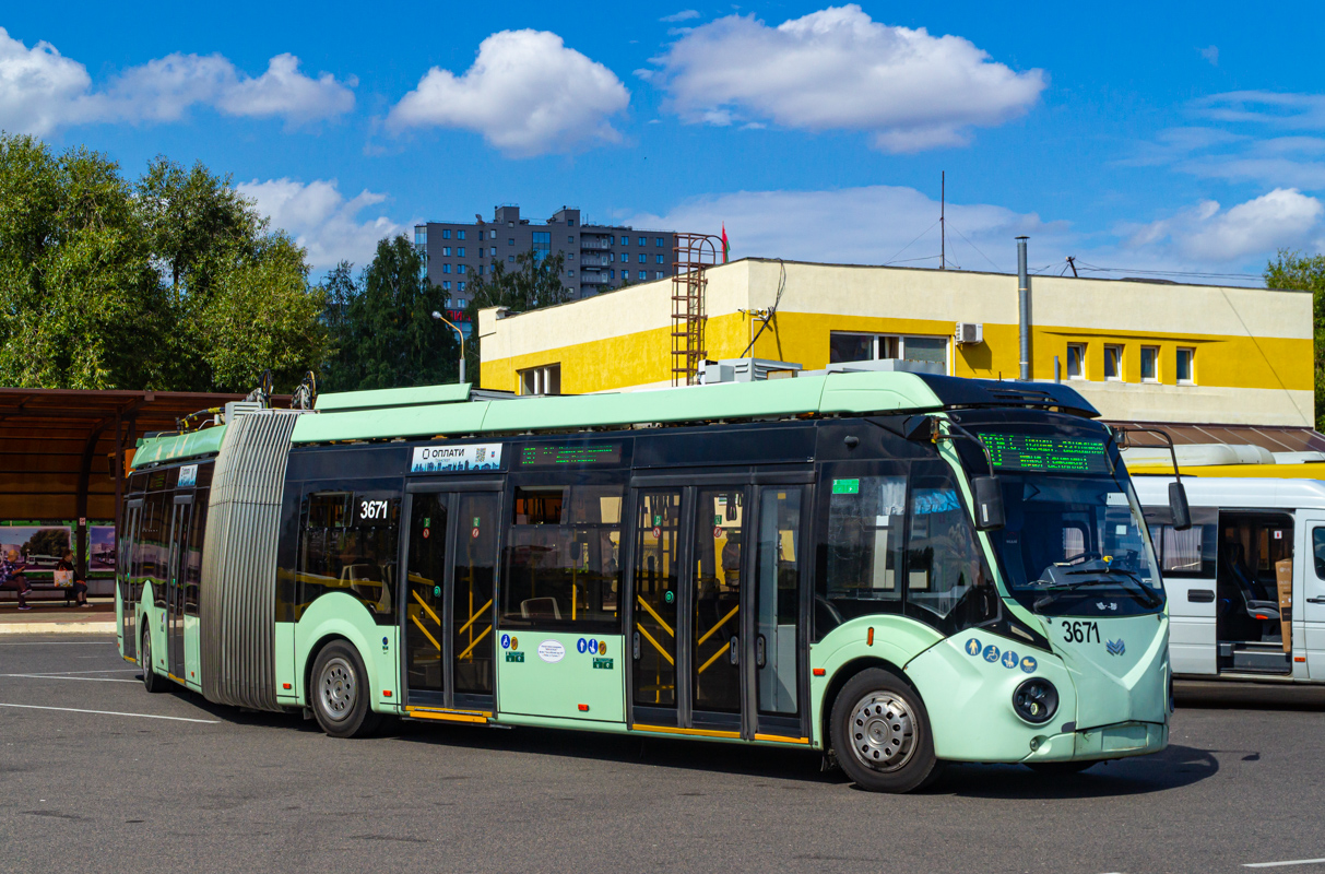 Минск, БКМ 43300D № 3671