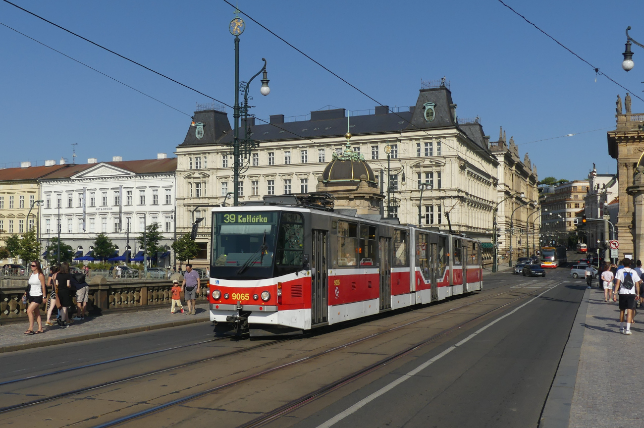 Прага, Tatra KT8D5R.N2P № 9065