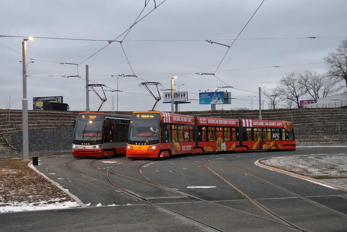 Prague, Škoda 15T6 ForCity Alfa Praha № 9390