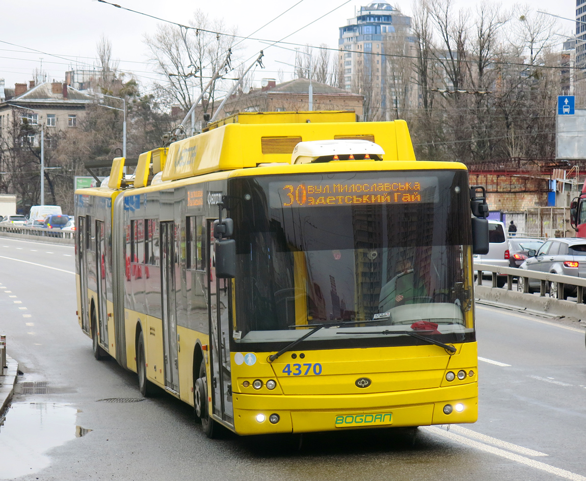Киев, Богдан Т90117 № 4370