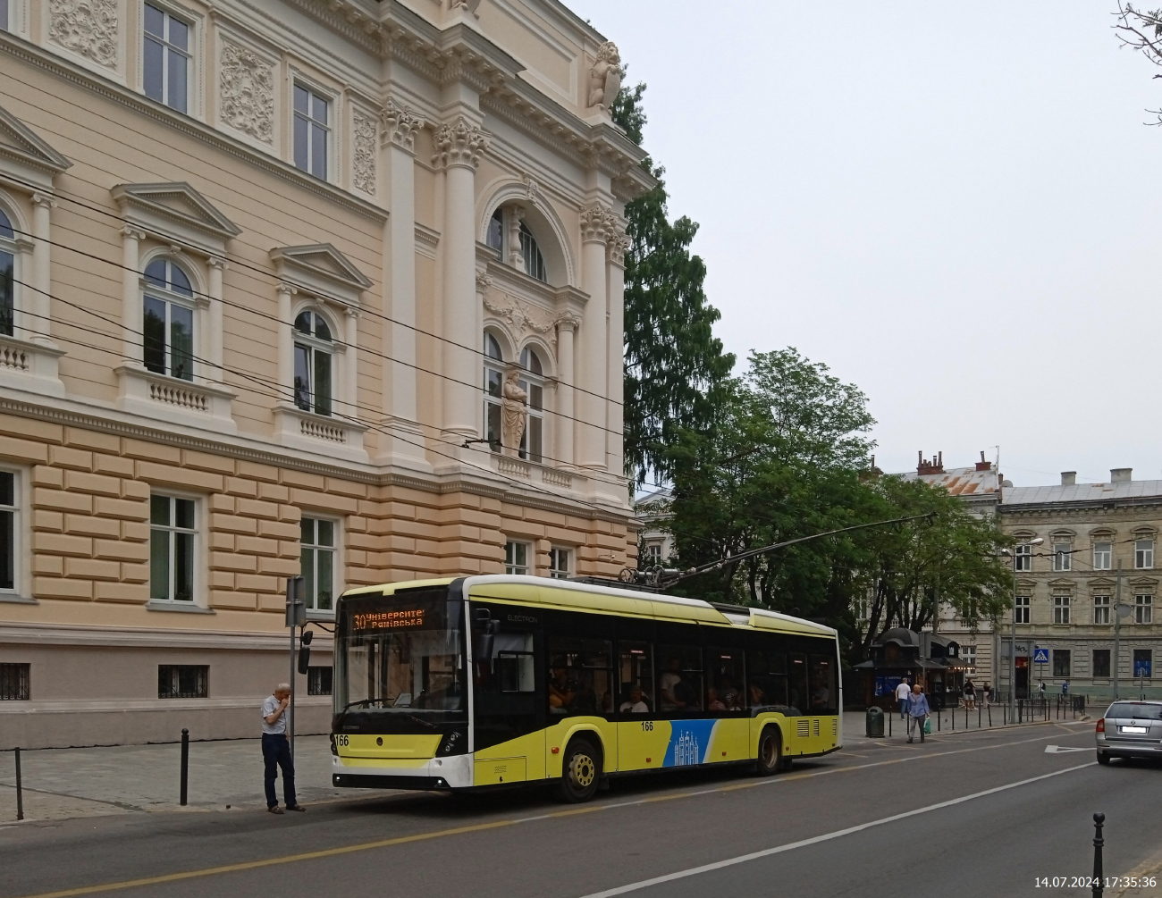 Львов, Electron T19102 № 166