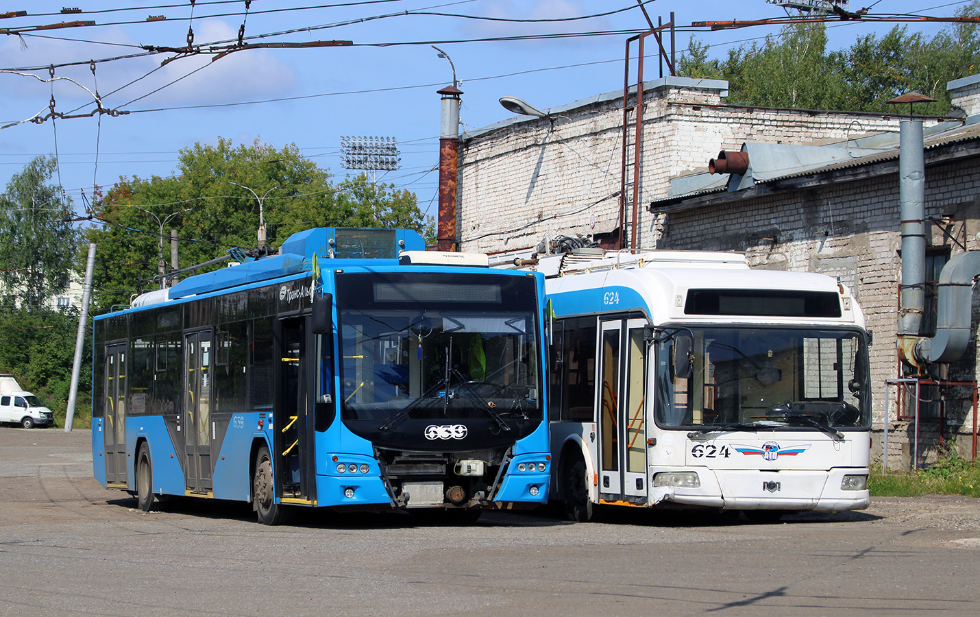 Киров, ВМЗ-5298.01 «Авангард» № 639