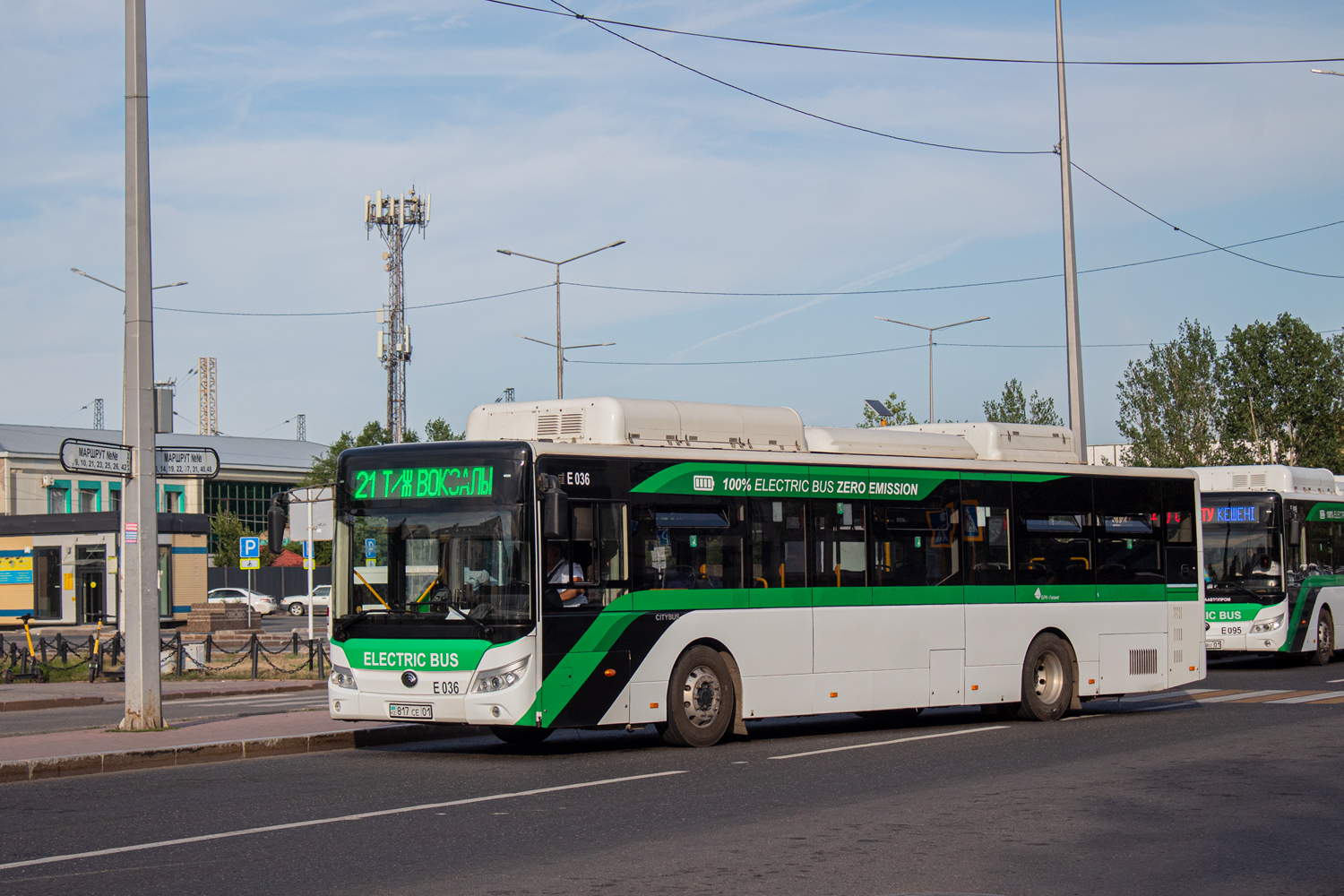 Астана, Yutong E12LF (ZK6128BEVG) (СарыаркаАвтоПром) № E036