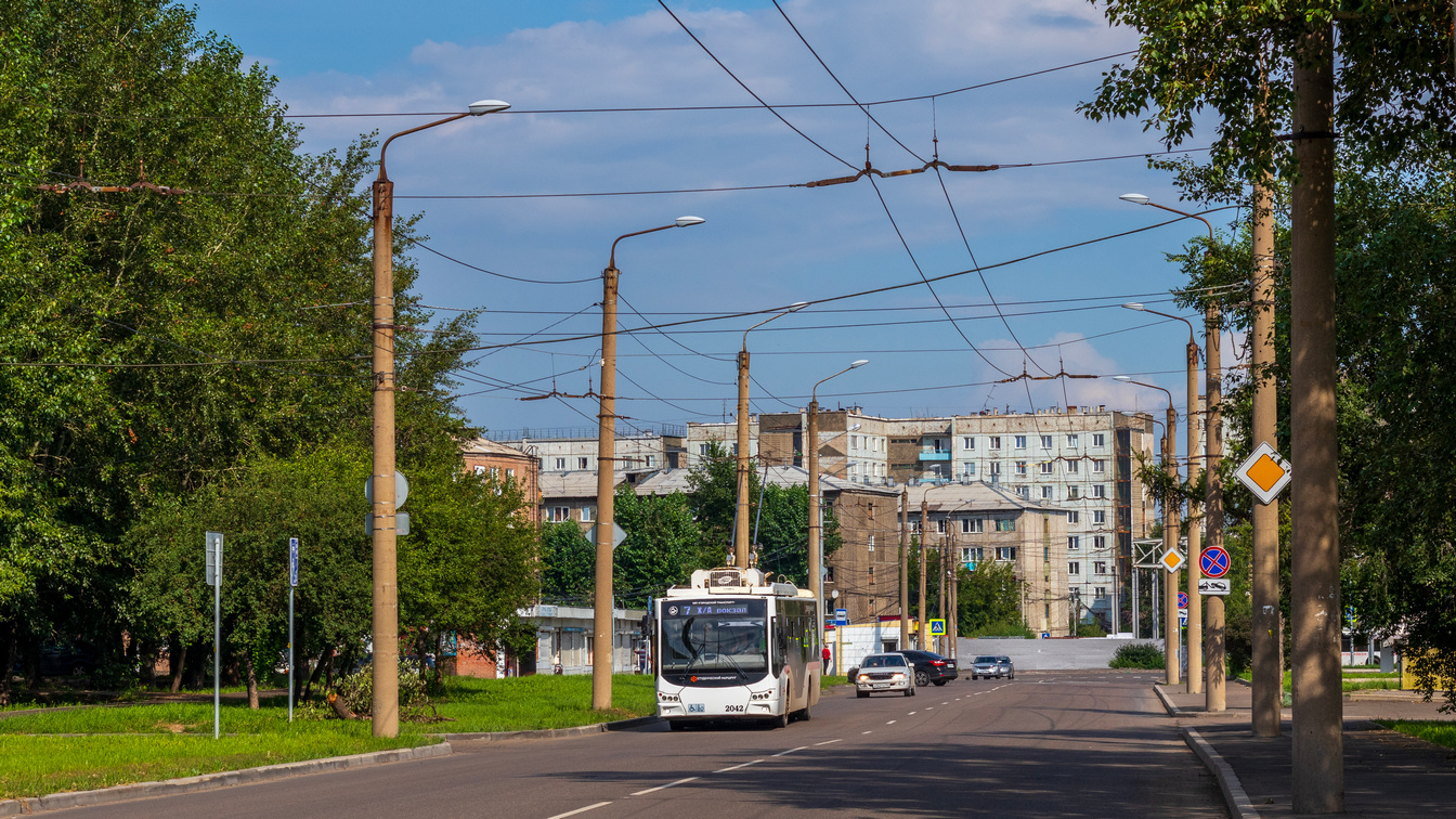 Красноярск, ВМЗ-5298.01 «Авангард» № 2042; Красноярск — Троллейбусные линии и инфраструктура
