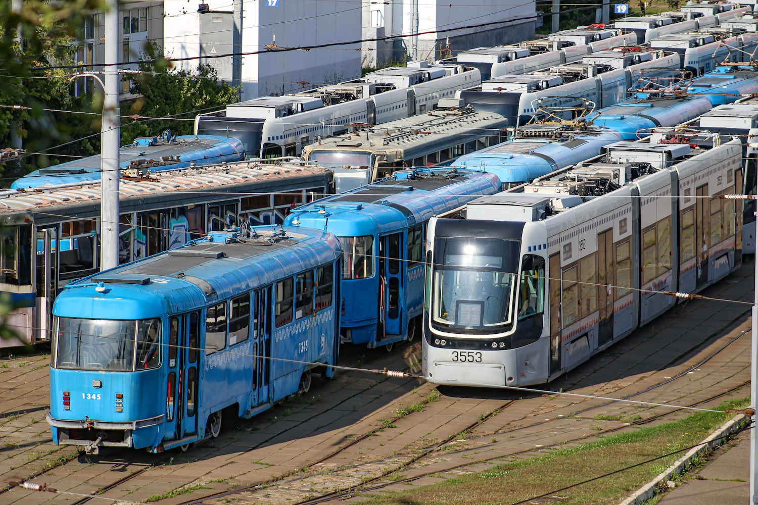 Москва, МТТЧ № 1345; Москва, 71-414 (Pesa Fokstrot) № 3553; Москва — Трамвайные депо: [3] Краснопресненское. Новая территория в Строгино
