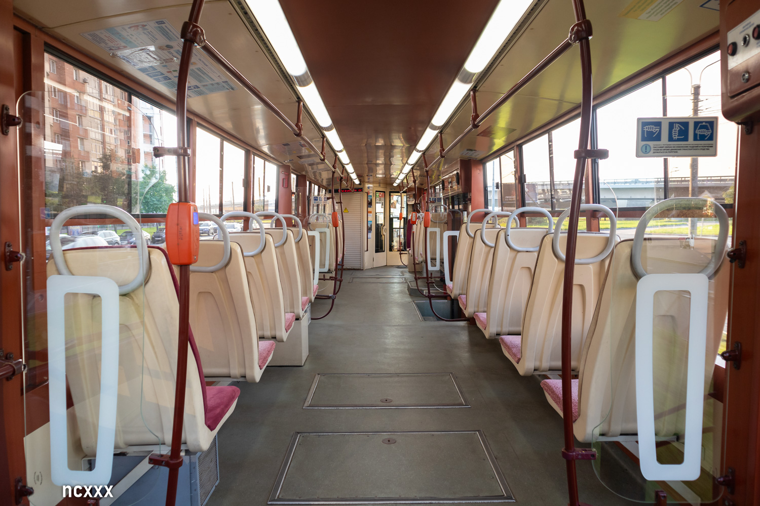 Saint-Petersburg, LM-68M2 (mod. SPb GET) č. 5679