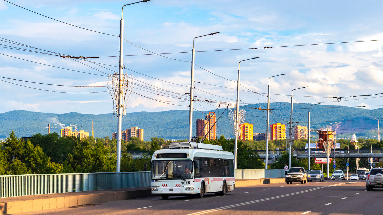 Krasnojarsk, BKM 321 Nr. 1075
