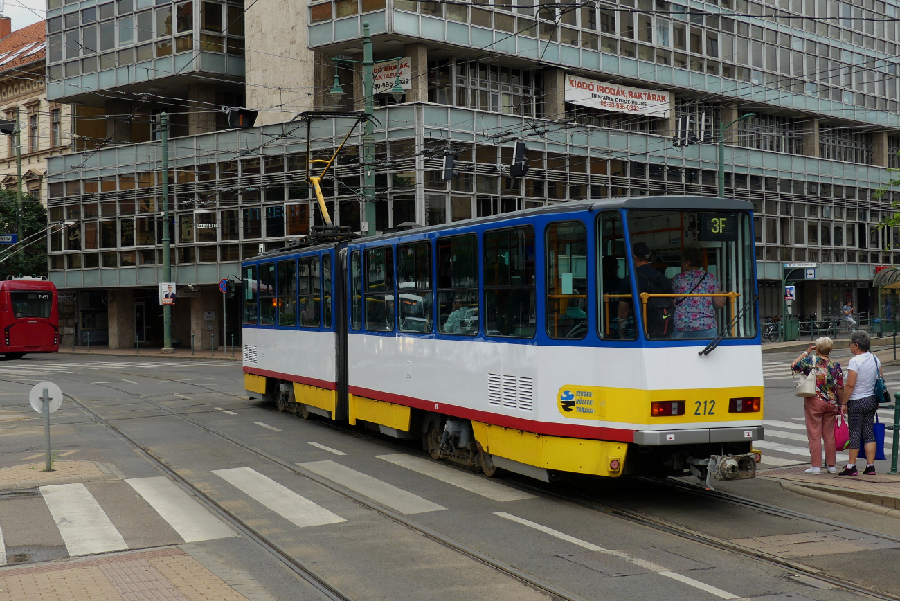 Szeged, Tatra KT4DMC — 212