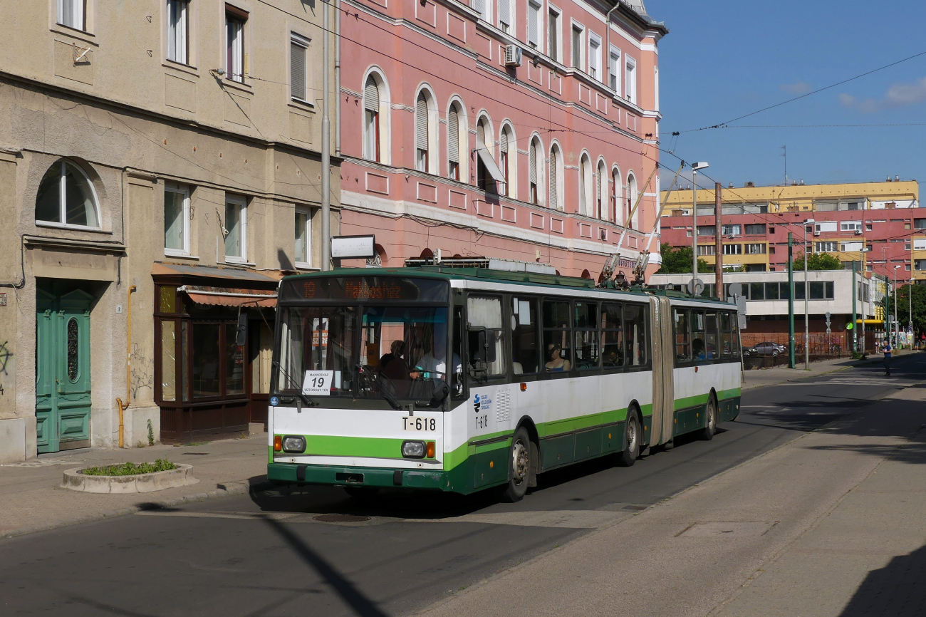 Szeged, Škoda 15Tr07/7 # T-618