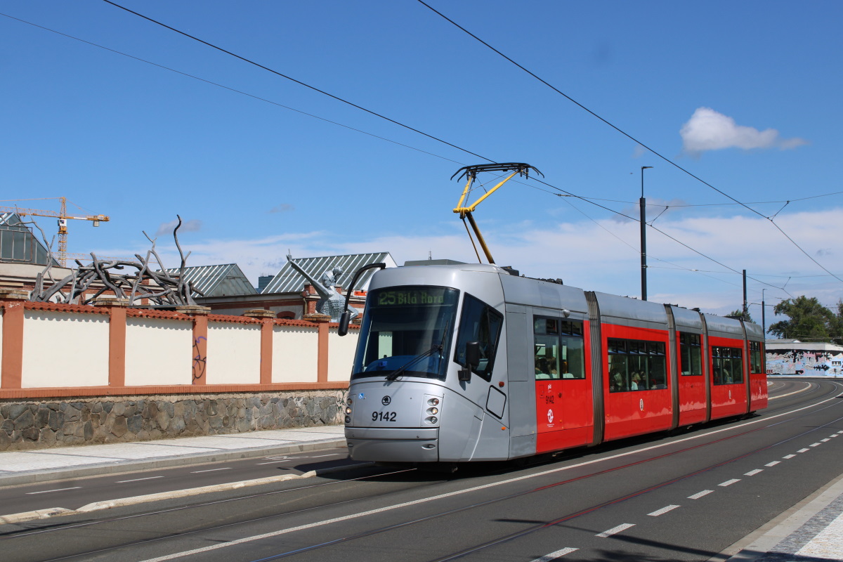Прага, Škoda 14T Elektra № 9142