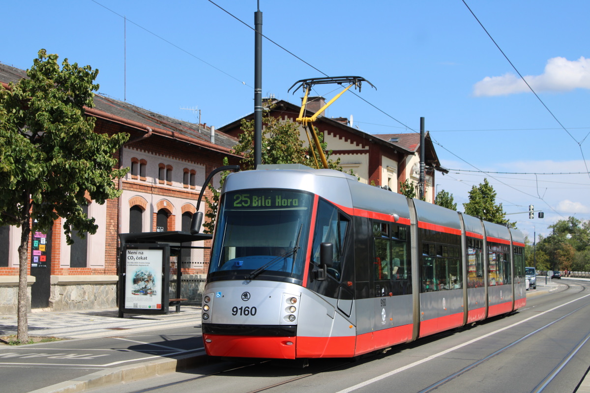 Prague, Škoda 14T Elektra N°. 9160
