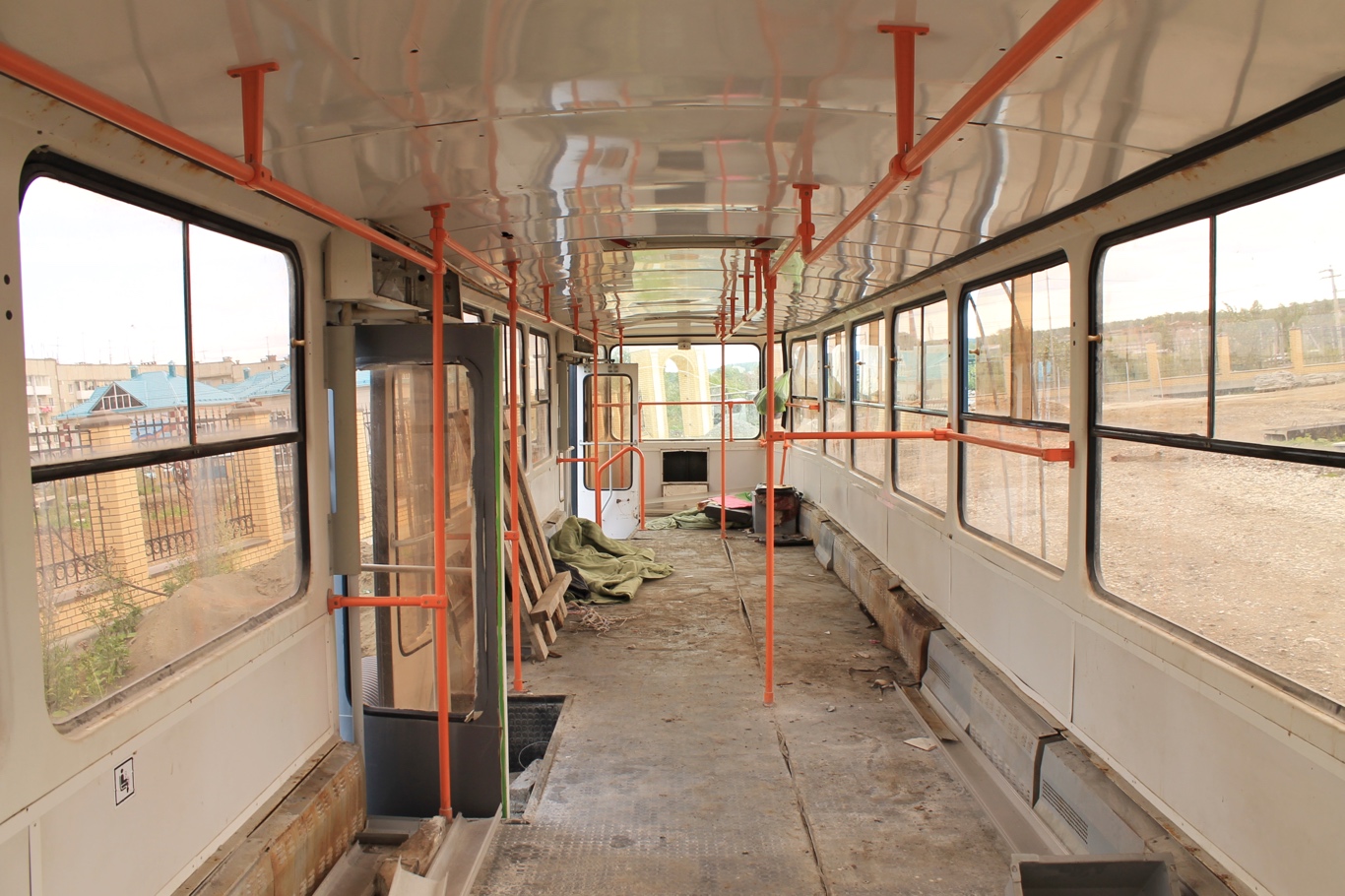 Volchansk, 71-402 № 2