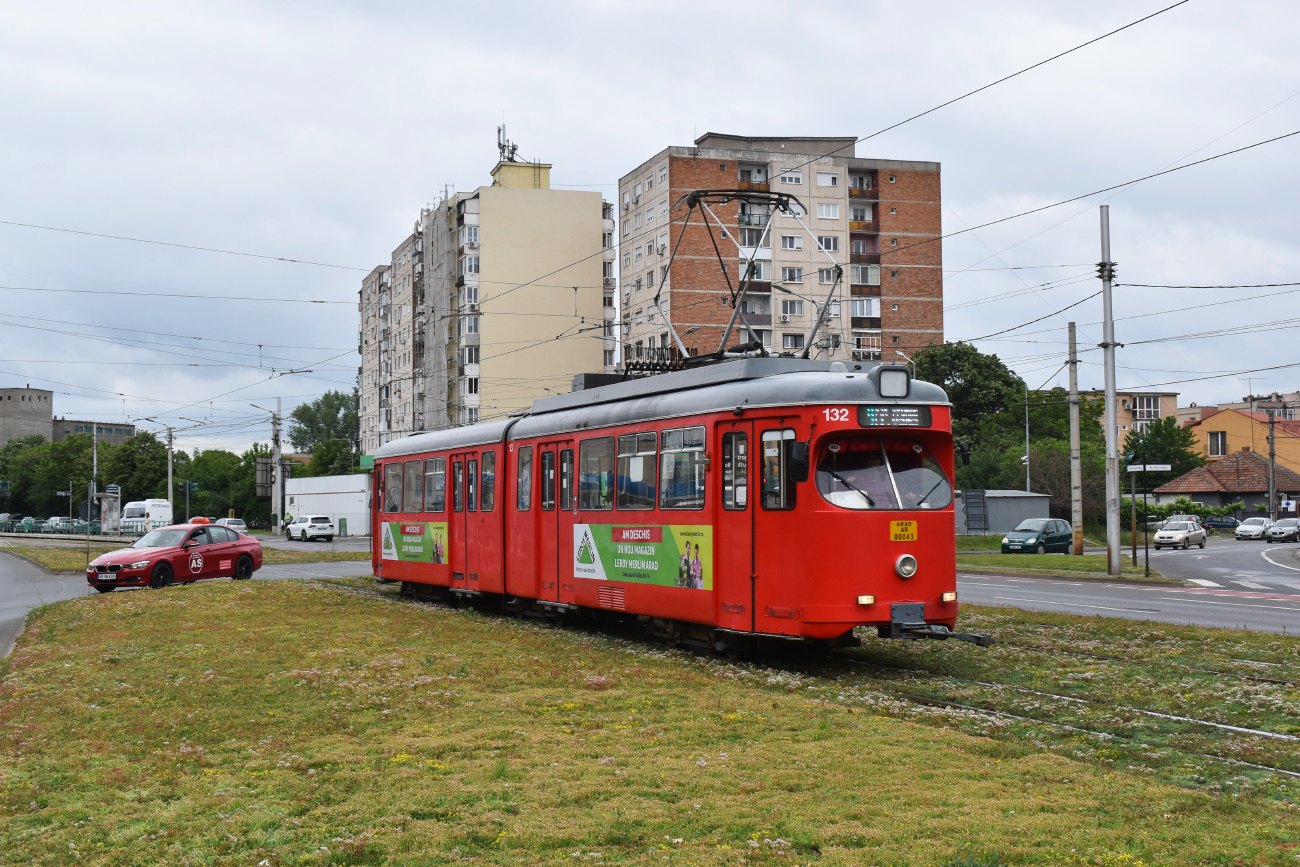 Арад, Duewag GT6 № 0132