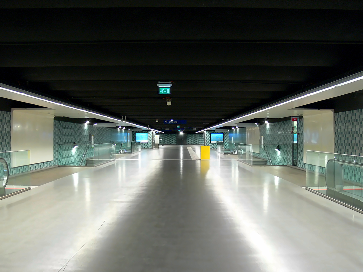Антверпен — Stations