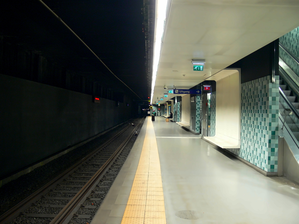 Антверпен — Stations Антверпен — Stations
