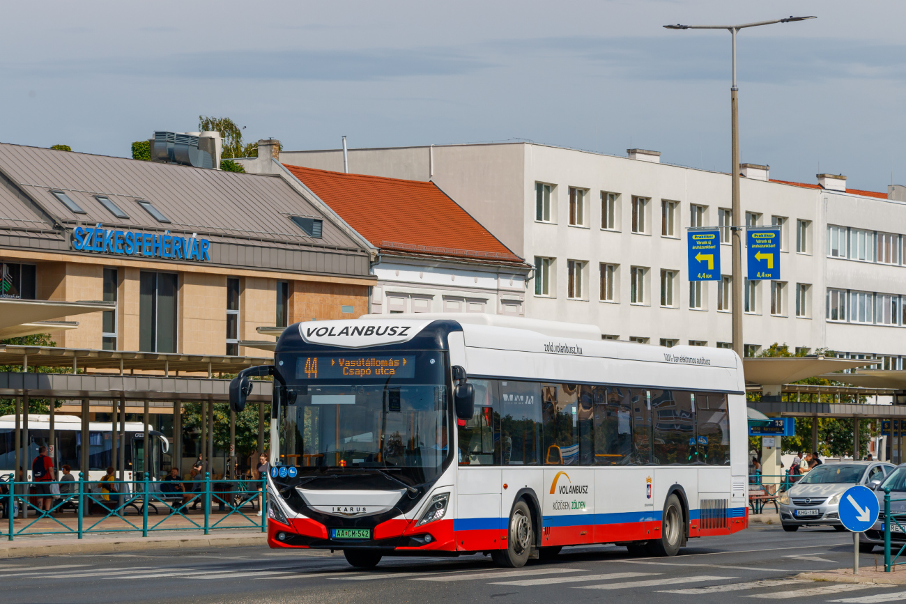 Секешфехервар, Ikarus 120.EL V3 № AA CM-542