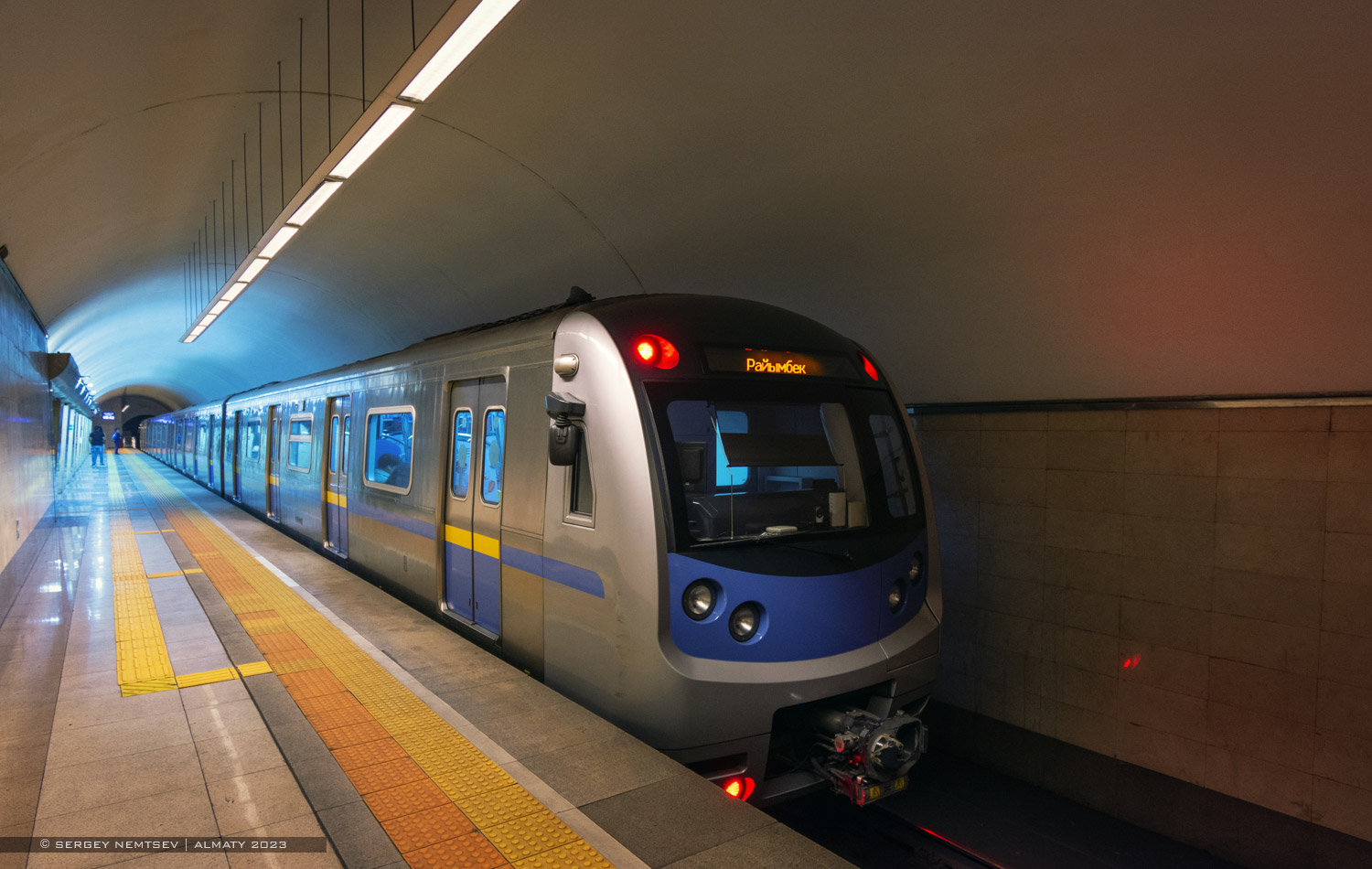 阿拉木圖 — Line 1 — Stations