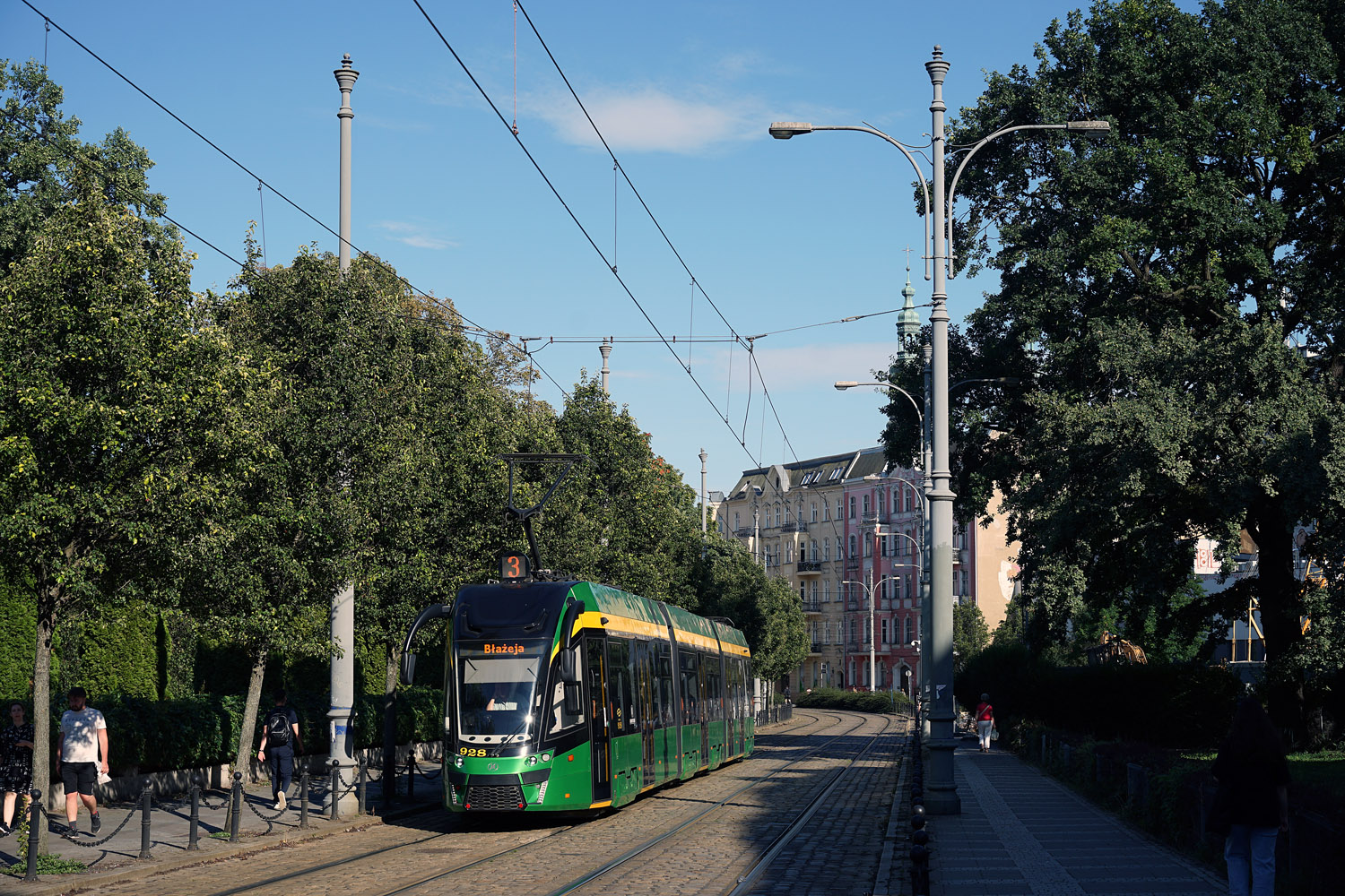 Poznań, Modertrans Moderus Gamma LF 03 AC BD — 928