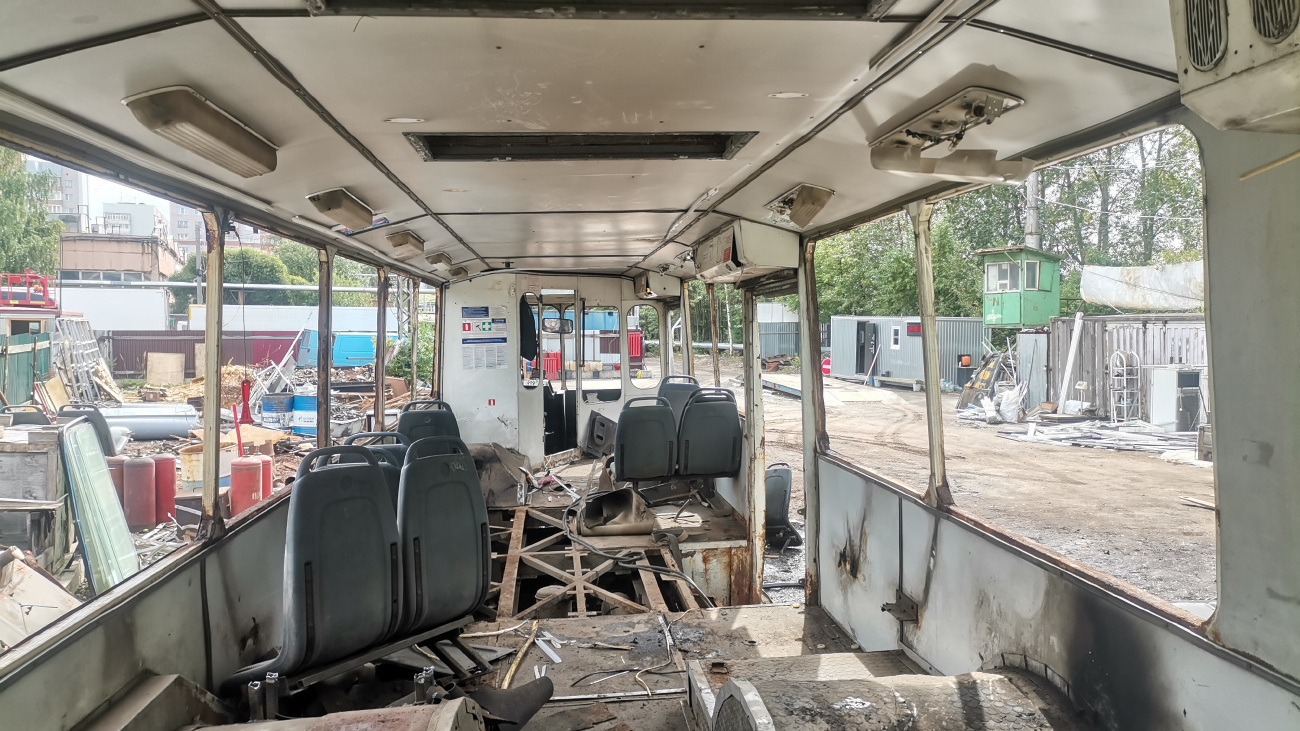 Вологда, ЗиУ-682ГМ1 (с широкой передней дверью) № 351