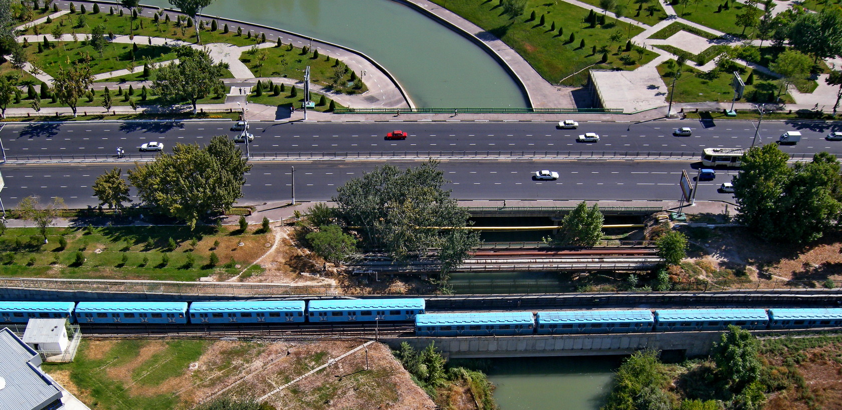 Tachkent — Metro — Yunusobod line; Tachkent — Tram network and infrastructure Tachkent — Metro — Yunusobod line; Tachkent — Tram network and infrastructure
