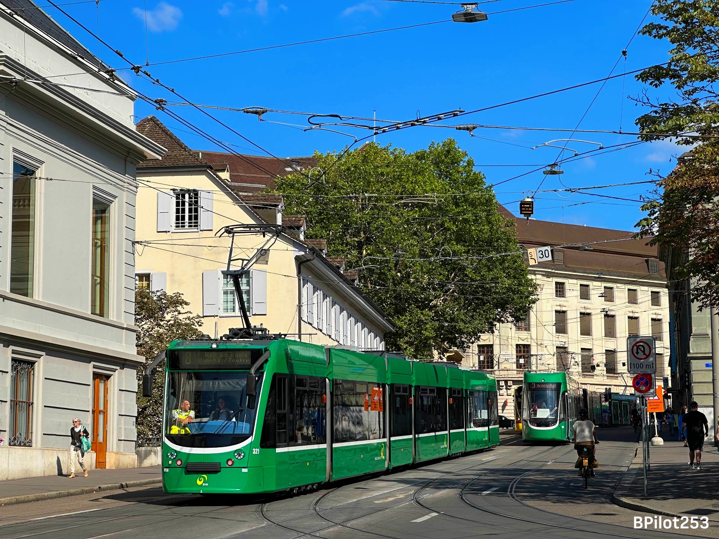 Базель, Siemens Combino № 321