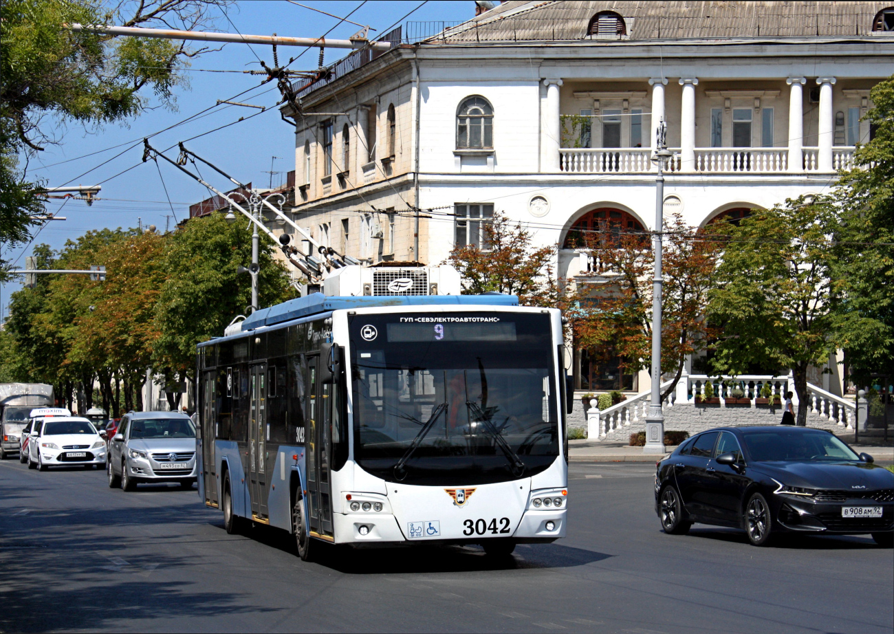 Севастополь, ВМЗ-5298.01 «Авангард» № 3042