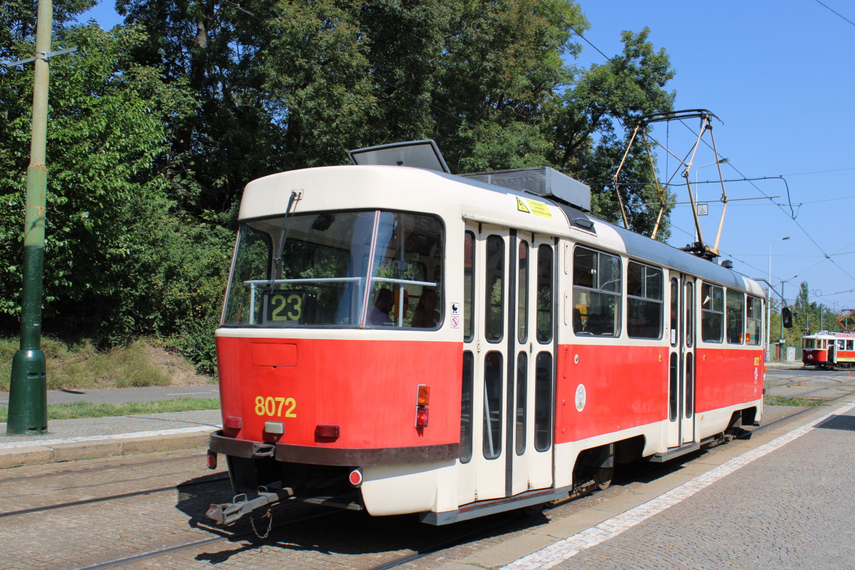 Прага, Tatra T3M2-DVC № 8072